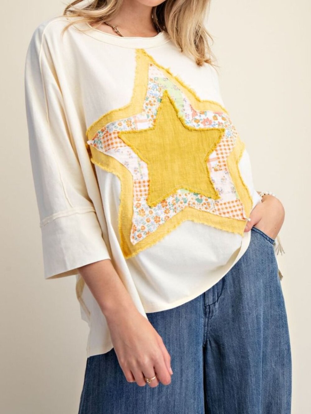 E40 Easel Starburst Top Plus Size